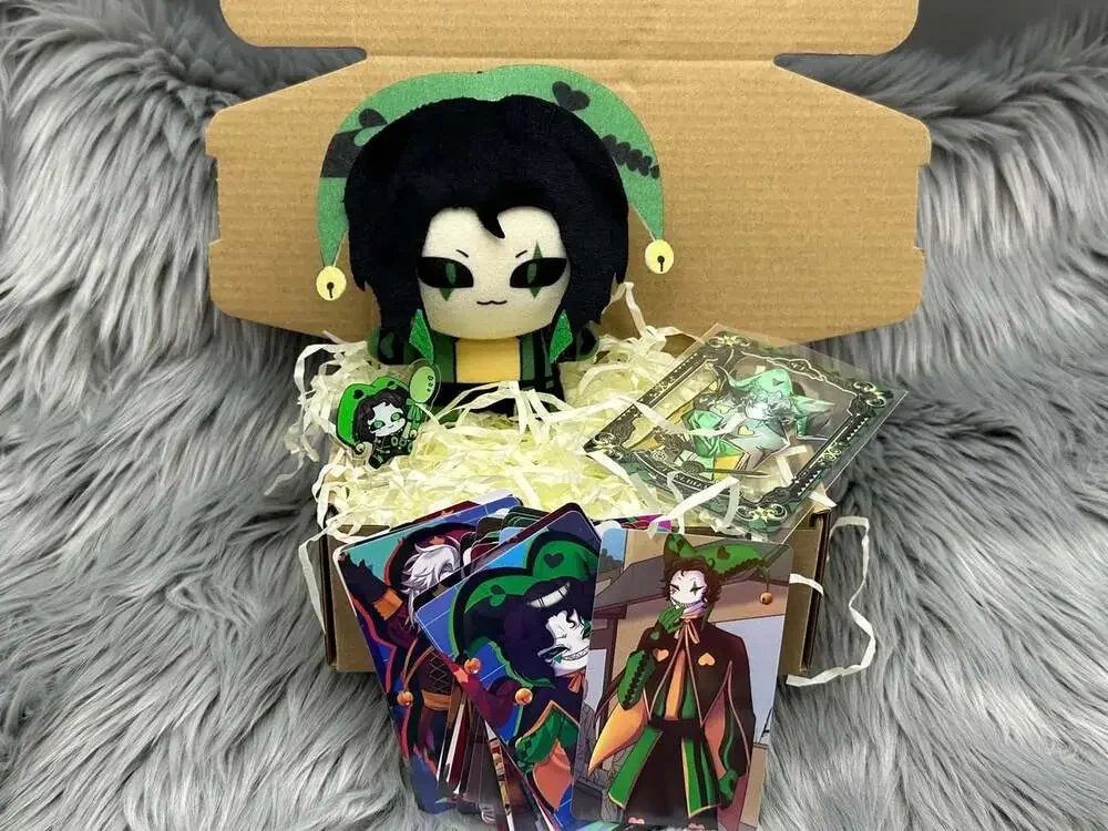 Harlequin-Inspired the Freak Circus Fan Gift Box– a Thoughtful Collection for th